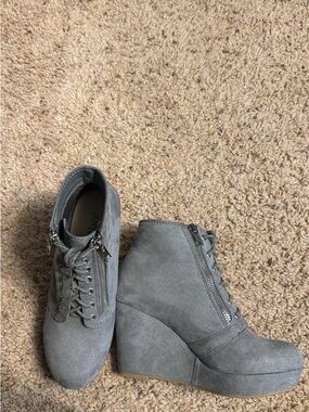 JustFab Gray Suede Lace-Up Wedge Ankle Booties